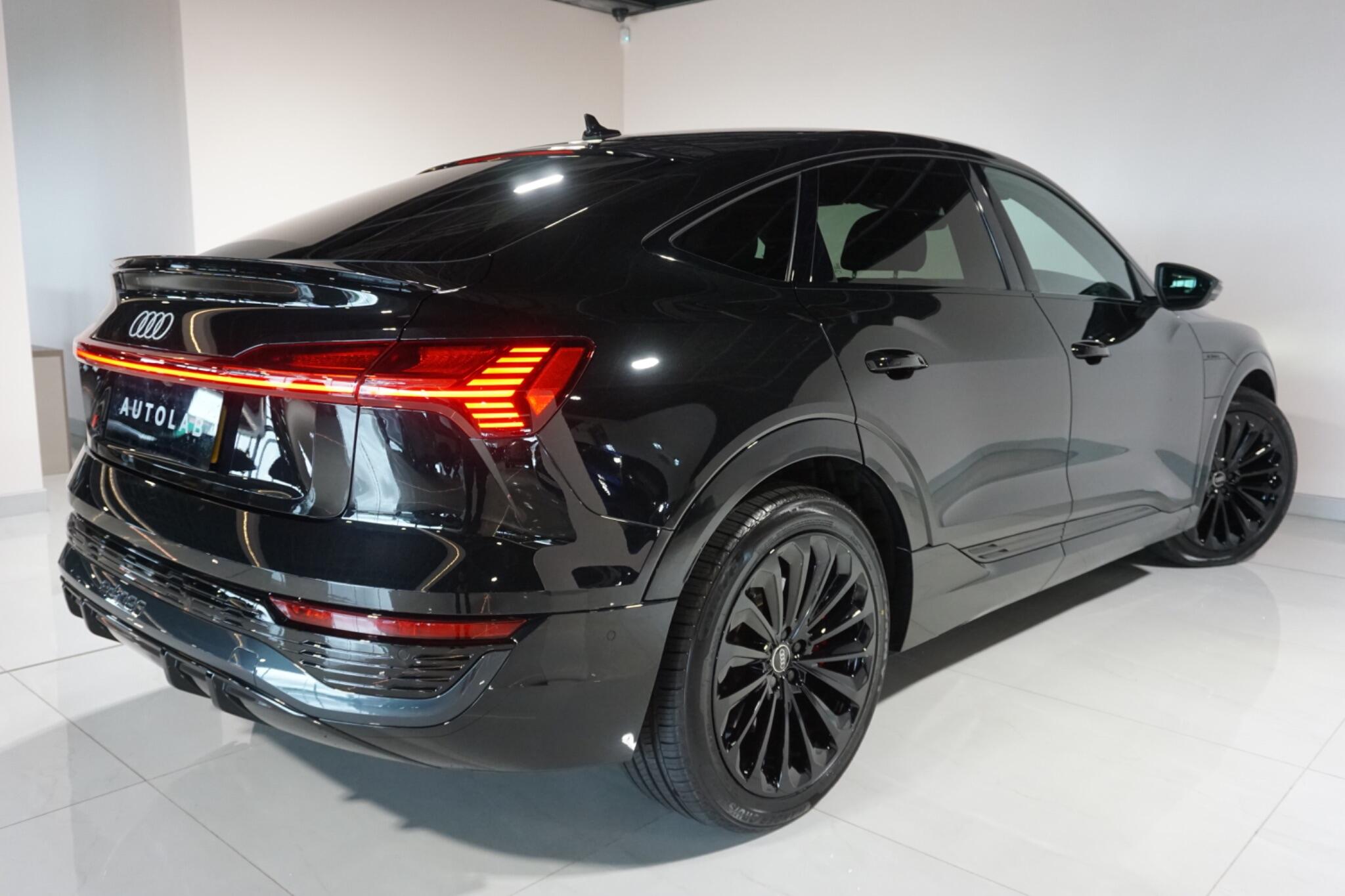 Audi Q8 e-tron 50 S line Sportback 5dr Electric Auto quattro 95kWh (11kW Charger) (340 ps)